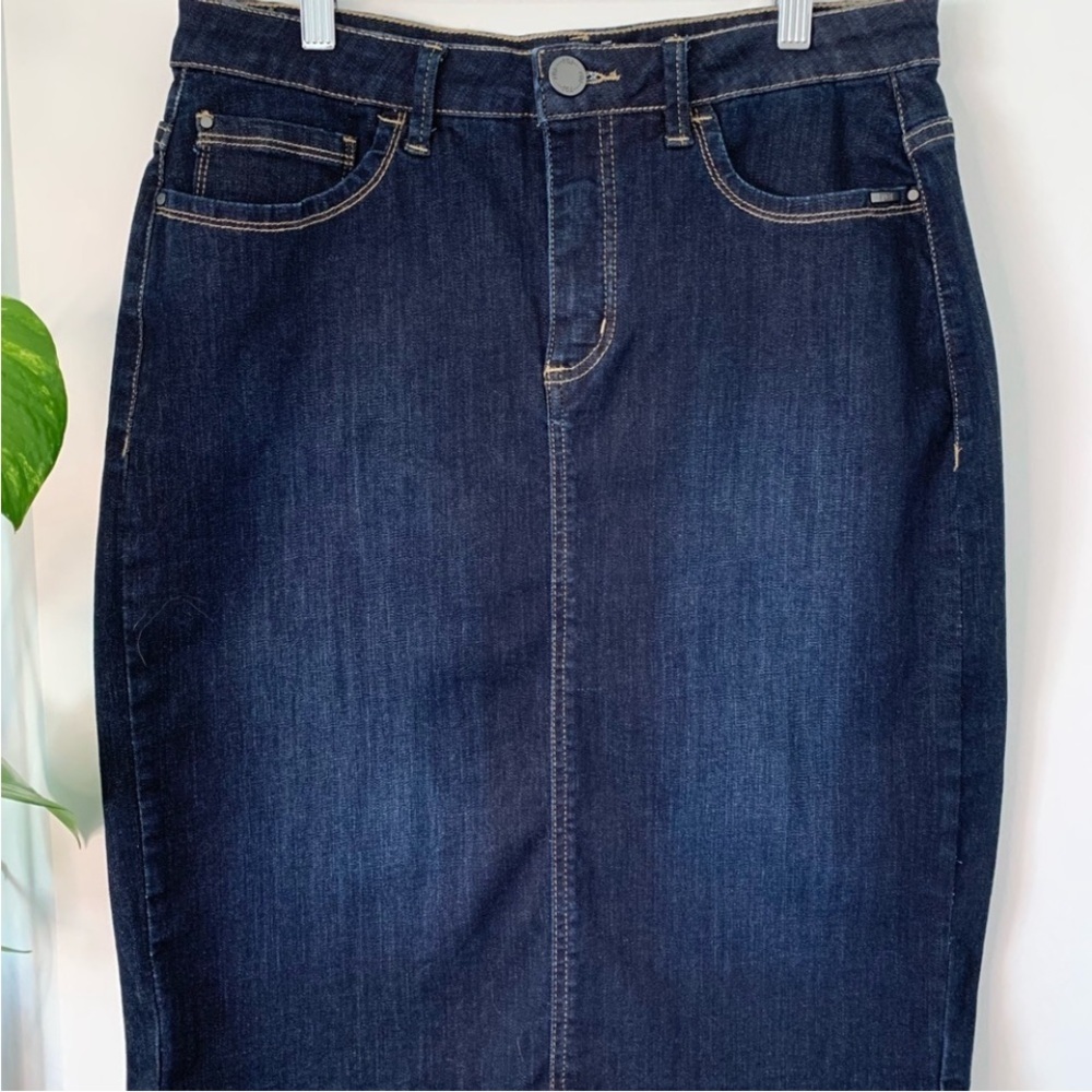 FDJ Elegant Indigo Denim Midi Skirt - Picture 6 of 6